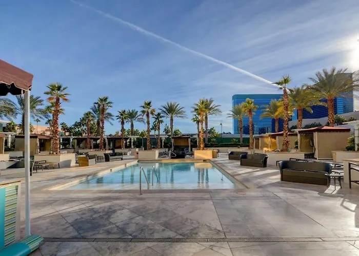 Mgm Signature-15-709 Strip View Jacuzzi Studio